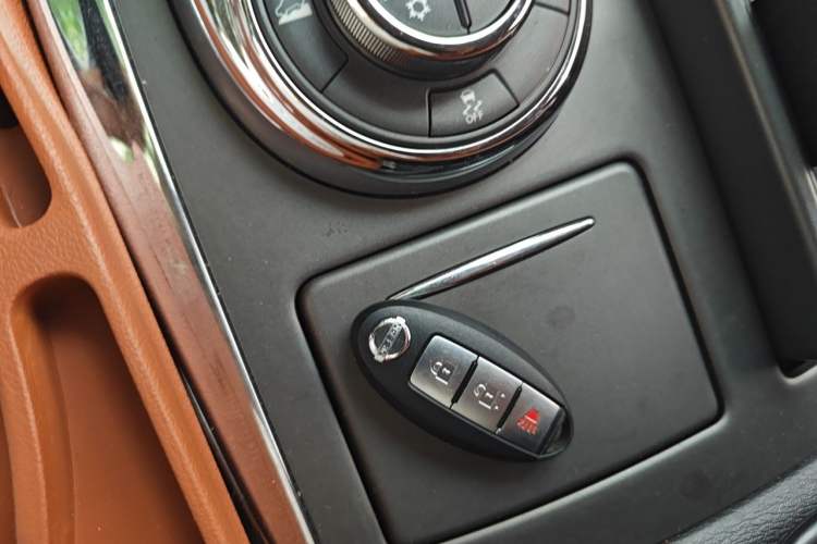 Used Nissan Patrol  Vehicle Key
