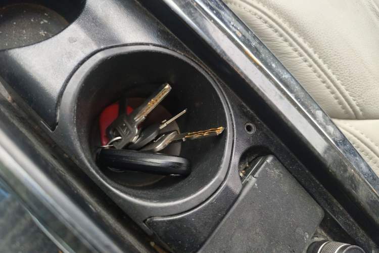 Used Nissan Patrol  Vehicle Key