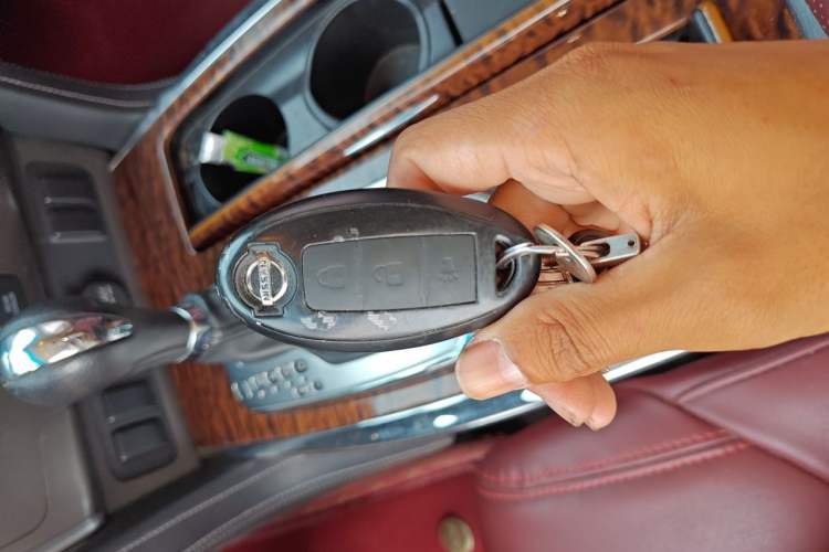 Used Nissan Patrol 2017 4.0L Parallel Import Vehicle Key