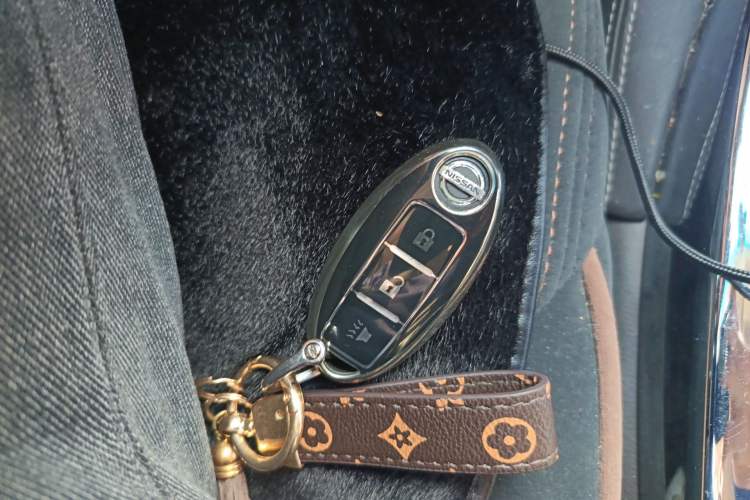 Used Nissan Patrol  Vehicle Key