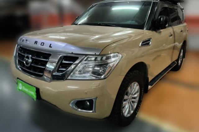 Used Nissan Patrol 2017 Nissan Patrol, parallel import, 4.0L gasoline, automatic transmission, seven seats.