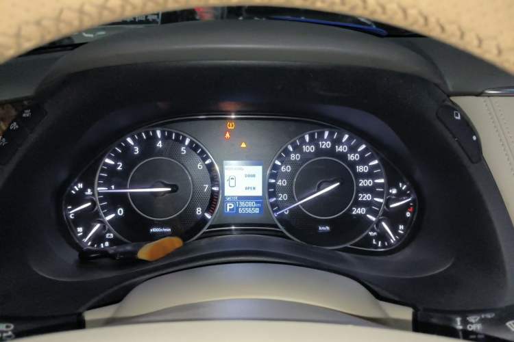 Used Nissan Patrol  Instrument Cluster