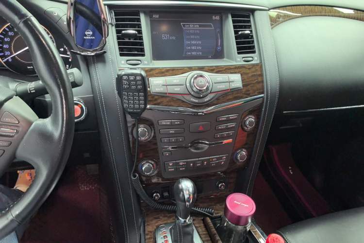 Used Nissan Patrol 2018 5.6L Standard Version Audio And AC Panel