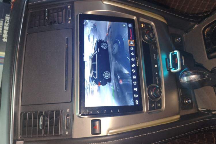 Used Nissan Patrol 2018 4.0L Automatic 7-Seater Middle East Version Audio And AC Panel