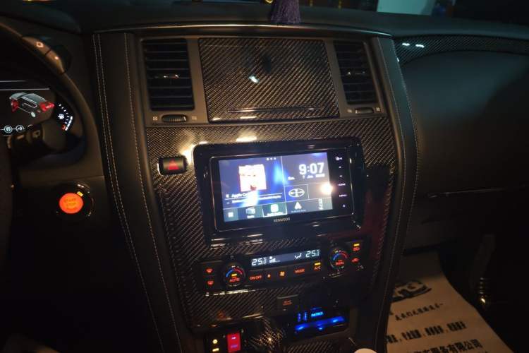 Used Nissan Patrol 2018 4.0L LinkedIn Edition Audio And AC Panel