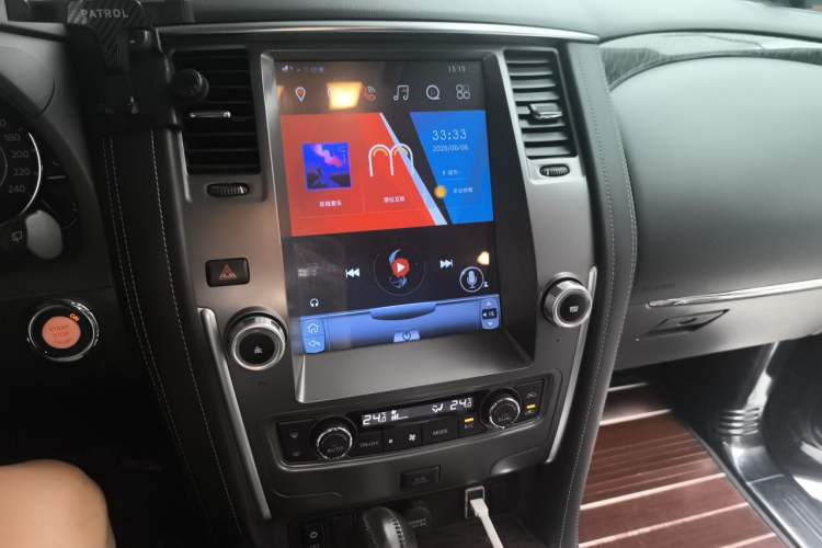 Used Nissan Patrol  Audio And AC Panel