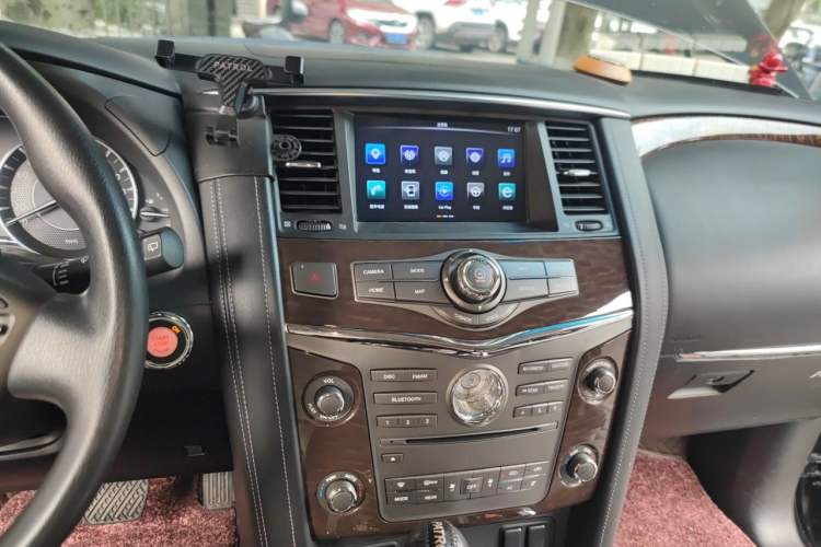 Used Nissan Patrol 2018 4.0L LinkedIn Edition Audio And AC Panel