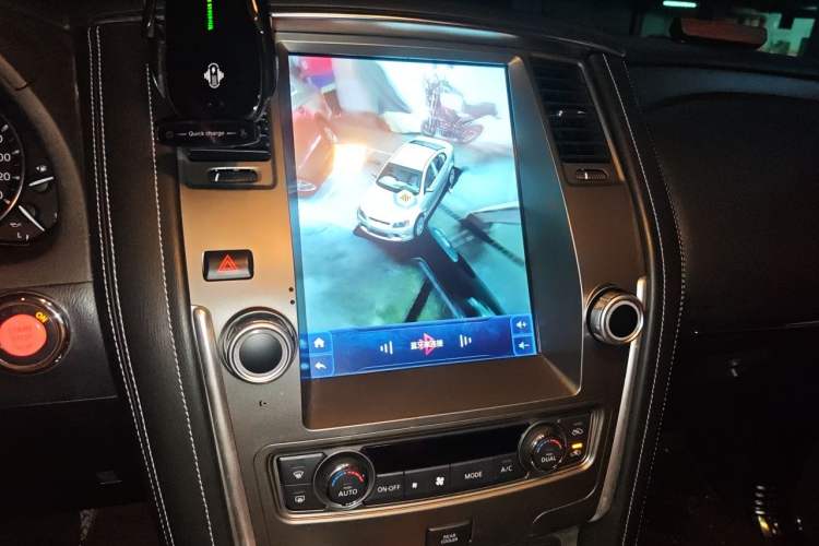 Used Nissan Patrol  Audio And AC Panel
