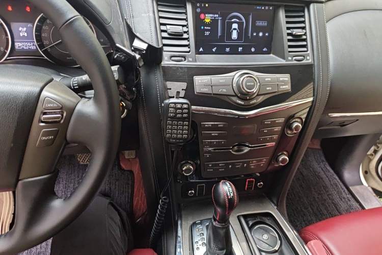 Used Nissan Patrol  Audio And AC Panel