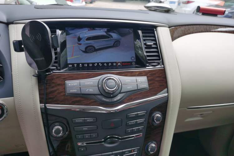 Used Nissan Patrol  Audio And AC Panel