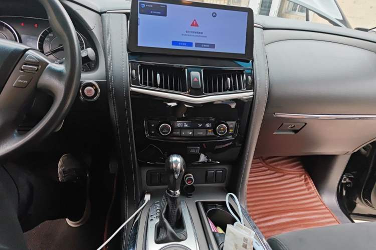 Used Nissan Patrol 2018 4.0L LinkedIn Edition Audio And AC Panel