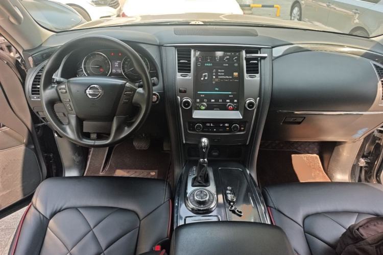 Used Nissan Patrol 2018 Y62 4.0 XE Middle East Center Console