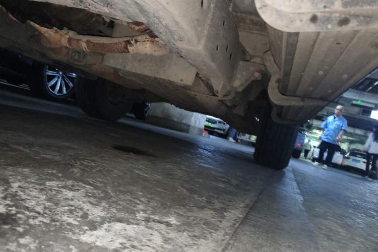 Used Nissan Patrol 2018 4.0L Automatic 7-Seater Middle East Version Chassis Front Left