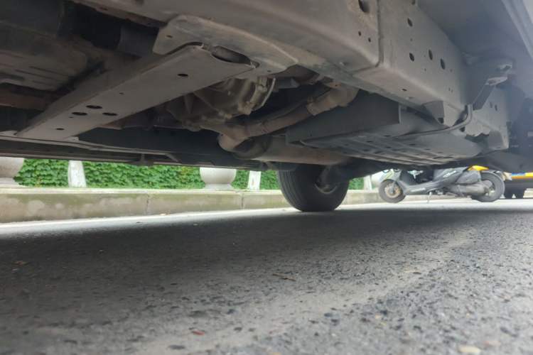 Used Nissan Patrol 2018 4.0L Automatic 7-Seater Middle East Version Chassis Front Left