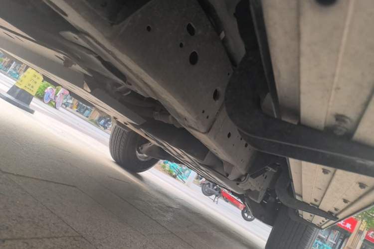 Used Nissan Patrol 2018 4.0L LinkedIn Edition Chassis Front Left