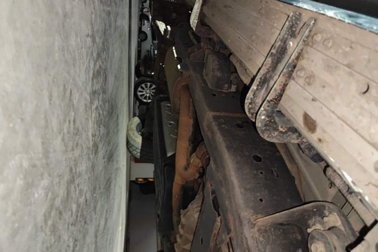 Used Nissan Patrol 2018 4.0L LinkedIn Edition Chassis Front Right