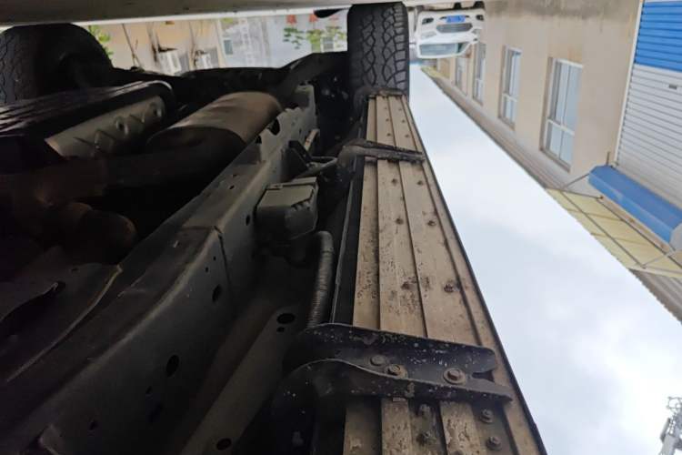 Used Nissan Patrol 2018 4.0L LinkedIn Edition Chassis Front Right
