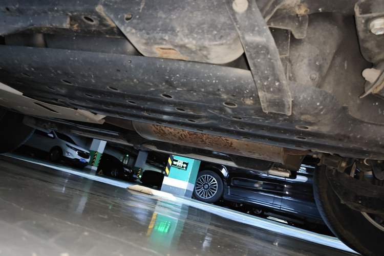 Used Nissan Patrol 2018 4.0L LinkedIn Edition Chassis Rear Left