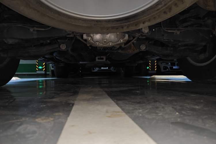 Used Nissan Patrol 2018 4.0L LinkedIn Edition Chassis Rear