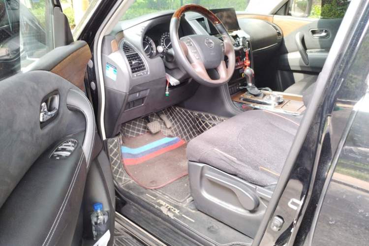 Used Nissan Patrol  Driver Seat