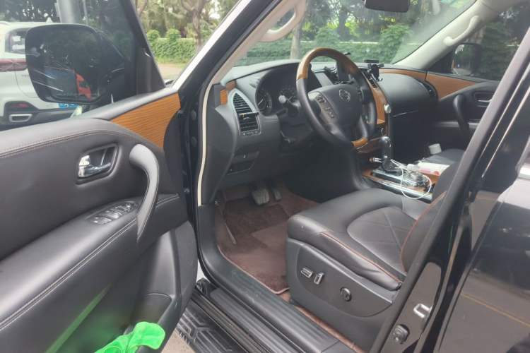 Used Nissan Patrol 2018 4.0L Automatic 7-Seater Middle East Version Driver Seat