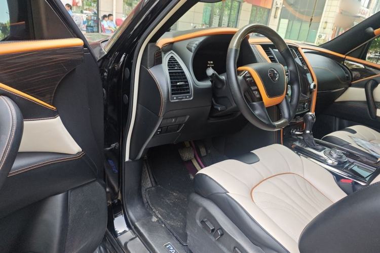 Used Nissan Patrol 2018 4.0L LinkedIn Edition Driver Seat