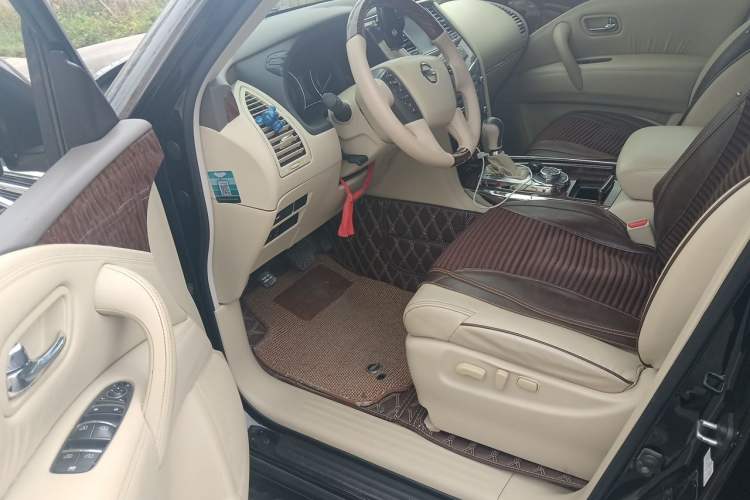 Used Nissan Patrol  Driver Seat