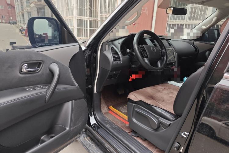 Used Nissan Patrol 2018 4.0L LinkedIn Edition Driver Seat