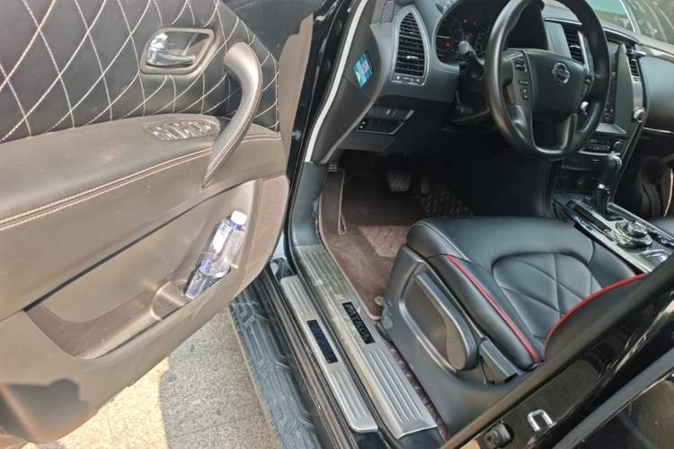 Used Nissan Patrol 2018 Y62 4.0 XE Middle East Driver Seat