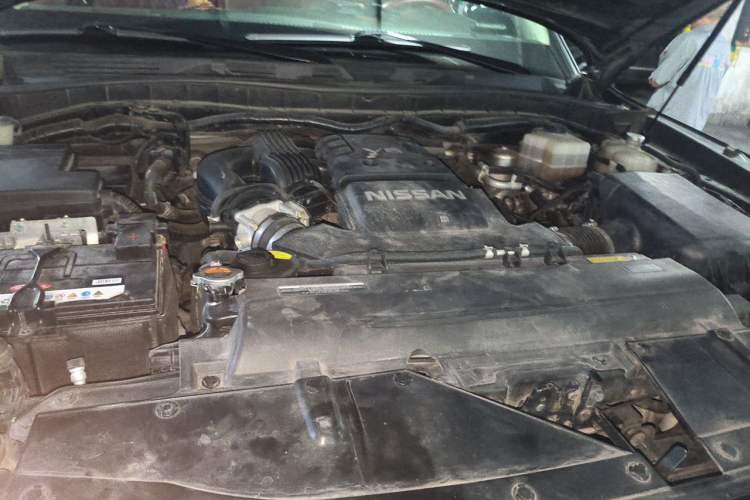 Used Nissan Patrol 2018 4.0L Automatic 7-Seater Middle East Version Engine Bay