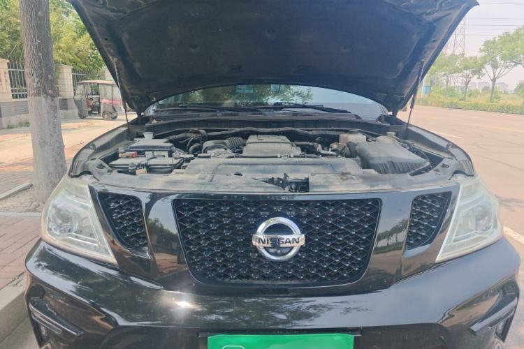 Used Nissan Patrol 2018 4.0L LinkedIn Edition Engine Bay
