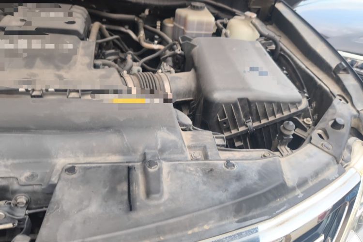 Used Nissan Patrol 2018 4.0L Platinum Edition Engine Bay Left