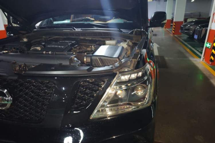 Used Nissan Patrol 2018 4.0L LinkedIn Edition Engine Bay Left