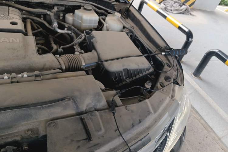 Used Nissan Patrol  Engine Bay Left