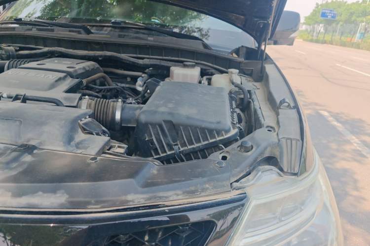 Used Nissan Patrol 2018 4.0L LinkedIn Edition Engine Bay Left