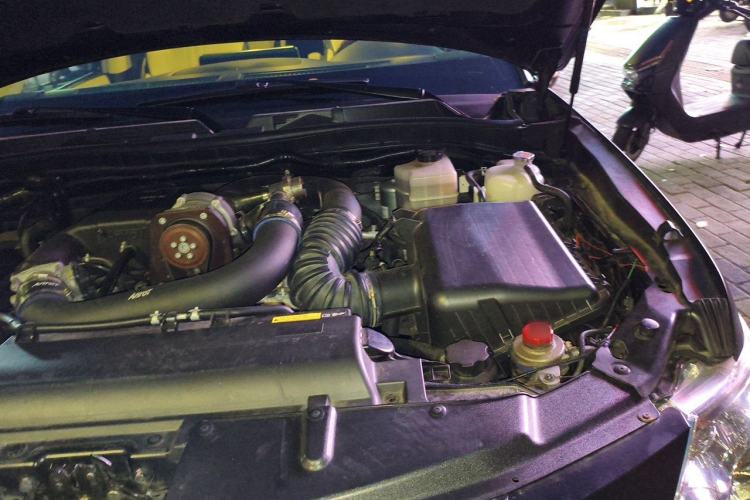 Used Nissan Patrol  Engine Bay Left
