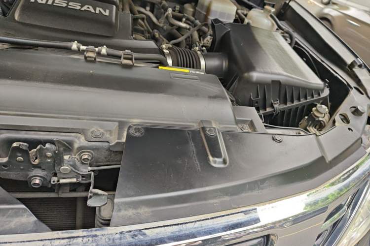 Used Nissan Patrol  Engine Bay Left