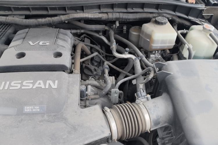 Used Nissan Patrol 2018 4.0L LinkedIn Edition Engine Bay Left