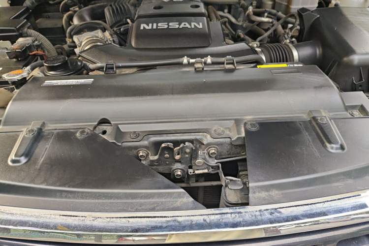 Used Nissan Patrol  Engine Bay