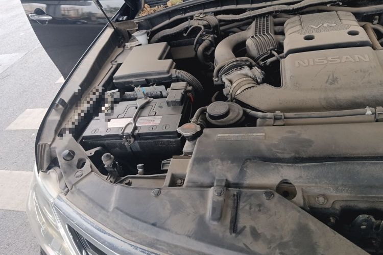 Used Nissan Patrol  Engine Bay Right