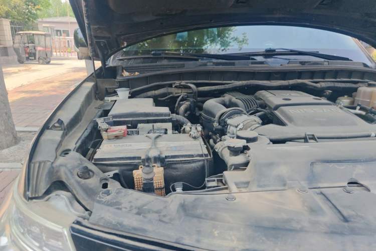 Used Nissan Patrol 2018 4.0L LinkedIn Edition Engine Bay Right