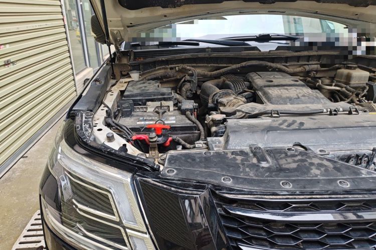 Used Nissan Patrol  Engine Bay Right