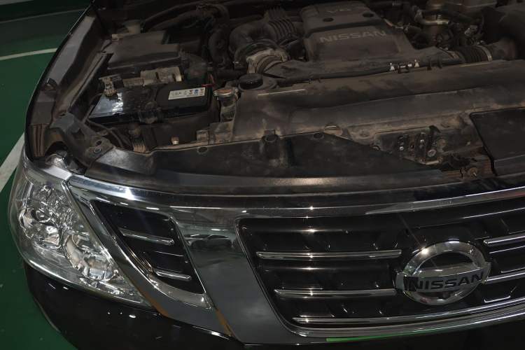 Used Nissan Patrol 2018 4.0L LinkedIn Edition Engine Bay Right