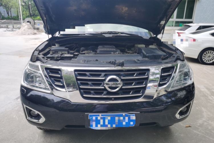 Used Nissan Patrol  Engine Bay