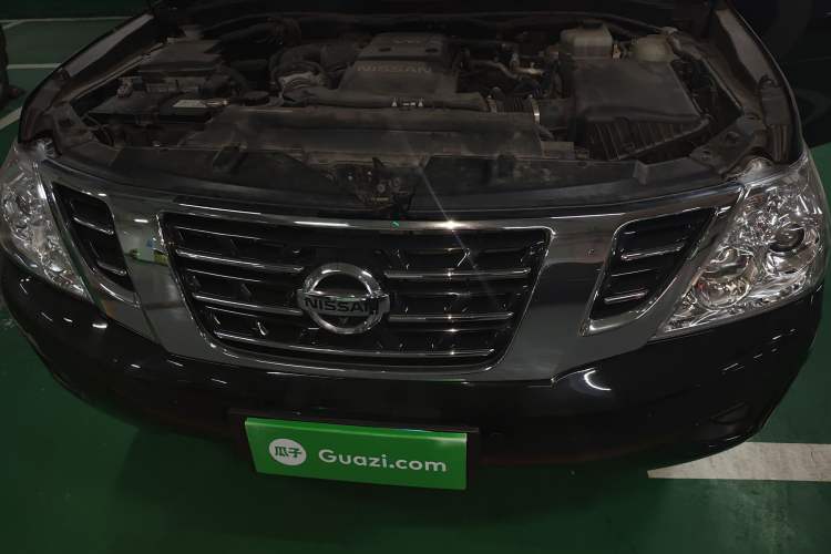 Used Nissan Patrol 2018 4.0L LinkedIn Edition Engine Bay