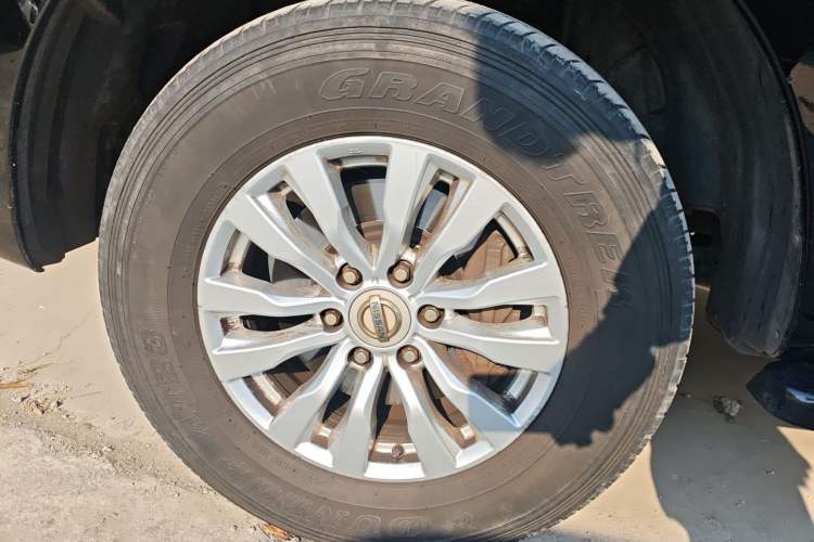 Used Nissan Patrol 2018 4.0L Automatic 7-Seater Middle East Version Exterior 1