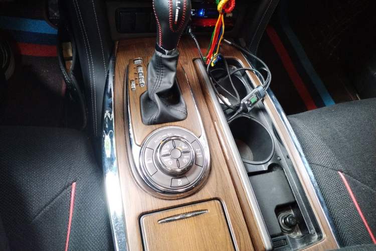 Used Nissan Patrol  Gear Lever