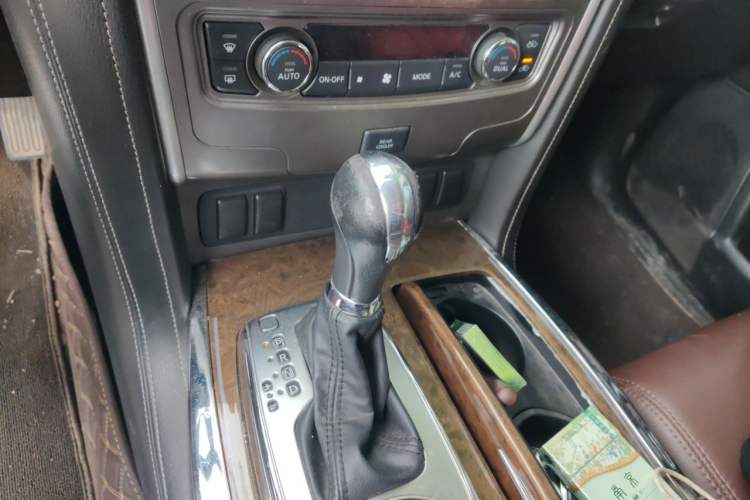 Used Nissan Patrol  Gear Lever