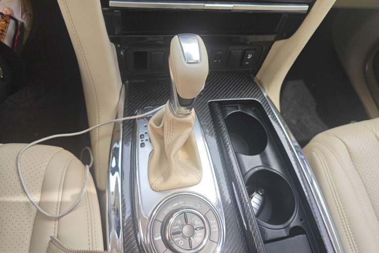 Used Nissan Patrol  Gear Lever