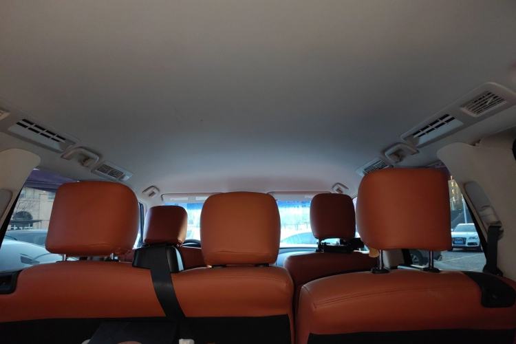 Used Nissan Patrol 2018 4.0L LinkedIn Edition Headliner